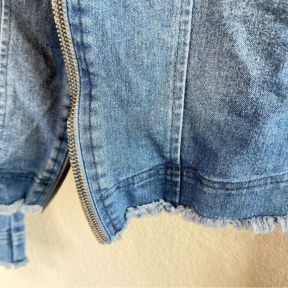 Cropped vintage jean jacket - Picture 6 of 6